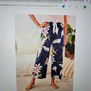 ROMWE Lounge/Sleep Bottoms /PJ's - Front Bow NWT Super Cute